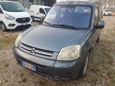 Citroen Berlingo 5 POSTI Grigio usata Lagosanto