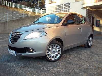 Lancia Ypsilon Lancia Ypsilon Gold 1.2 8v 5posti Ok neopatentati Grigio usata Moncalieri Lancia Ypsilon Lancia Ypsilon Gold 1.2 8v 5posti Ok neopatentati Grigio usata Moncalieri