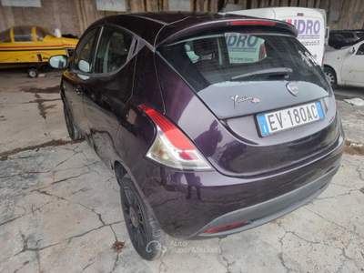 Lancia Ypsilon andrea 3316824798 Lilla usata Longiano