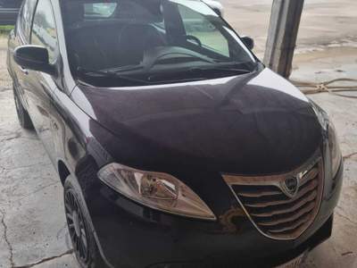 Lancia Ypsilon andrea 3316824798 Lilla usata Longiano
