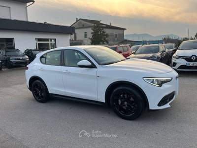 Alfa Romeo Stelvio 2.2 Turbodiesel 150 CV AT8 RWD Business Bianco usata Alife