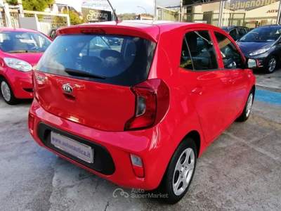 Kia Picanto 1.0 ACTIVE 5 PORTE 67cv Rosso usata Napoli