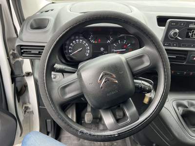 Citroen Berlingo 1.5 bluehdi 100 cv Bianco usata Roma
