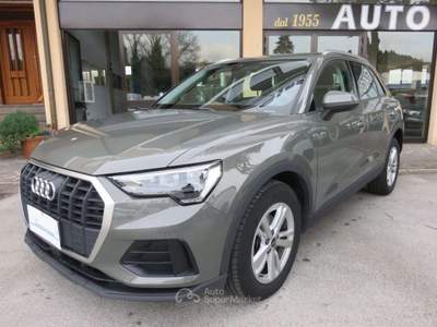Audi Q3 35 TDI quattro S tronic Business KM58000 Verde usata Tolentino