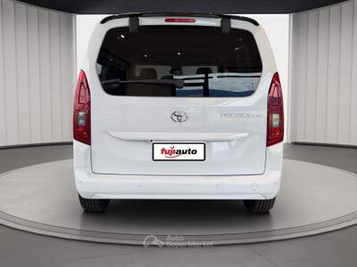 Toyota Proace Proace City Verso 1.2P 110cv S&S L1 D Executive Bianco usata Bra