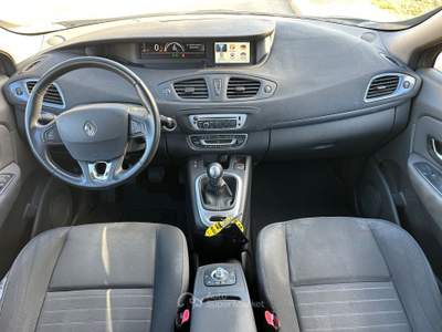 Renault Scénic SCENIC 1.5 dCi 110CV 2015 - TOM TOM Argento usata Terlizzi
