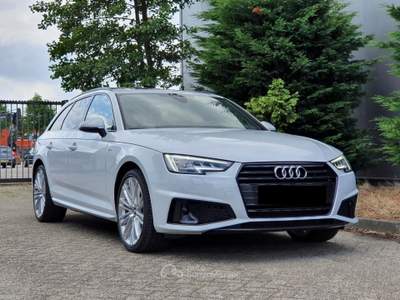 Audi A4 Avant 35 TDi 2x S-Line Virtual Matrix 19'MMi Plus Bianco usata Lequile