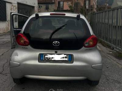 Toyota Aygo Pietrasanta (Lu) Argento usata Viareggio