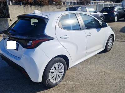 Toyota Yaris 1.0 72 CV 5p. Active Bianco usata Jerago con Orago