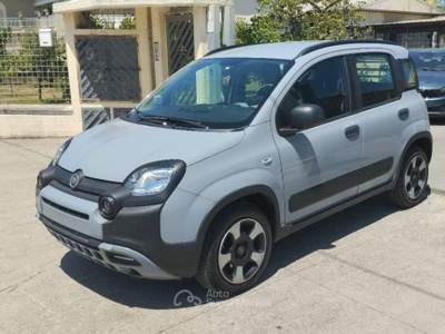 Fiat Panda 1.0 FireFly S&S Hybrid City Cross Grigio usata Saviano