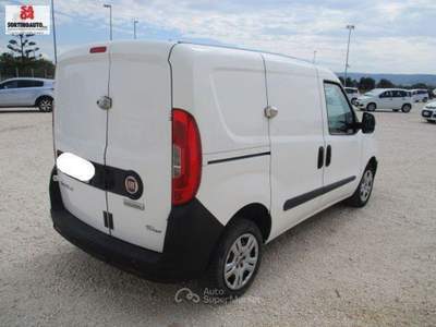 Fiat Doblò DOBLO CARGO 1.3 M.JET PROF.90cv Bianco usata Vittoria