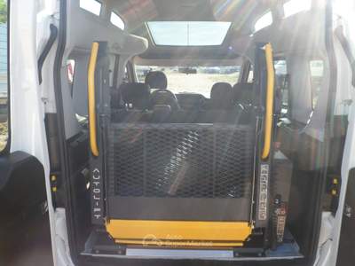 Fiat Doblò Doblo 5 posti trasporto disabili Bianco usata San Michele Salentino