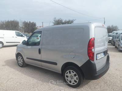 Fiat Doblò Doblo furgone Grigio usata San Michele Salentino