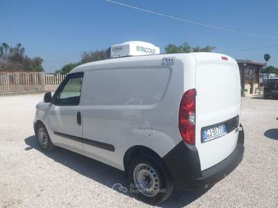 Fiat Doblò Doblo furgone frigo coibentato Bianco usata San Michele Salentino
