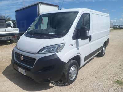 Fiat Ducato furgone tetto basso Bianco usata San Michele Salentino
