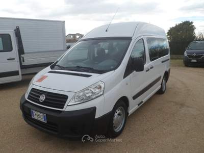 Fiat Scudo 7 posti trasporto disabili Bianco usata San Michele Salentino
