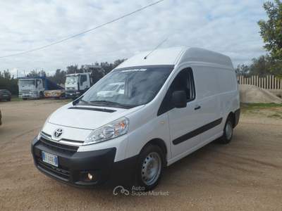 Fiat Scudo furgone maxi tetto alto Bianco usata San Michele Salentino