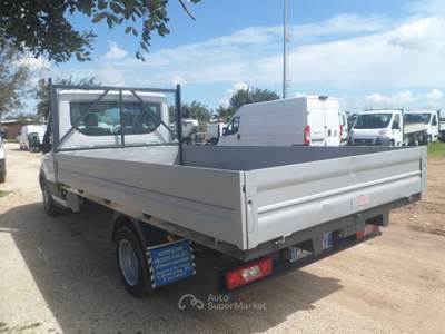 Ford Transit cassone fisso Bianco usata San Michele Salentino