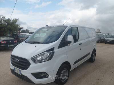 Ford Transit Custom furgone Bianco usata San Michele Salentino