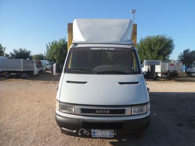 Iveco Daily 35c12 centinato Bianco usata San Michele Salentino
