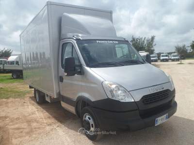 Iveco Daily 35c13 furgonatura in lega Grigio usata San Michele Salentino