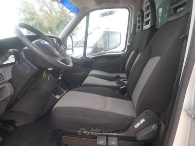Iveco Daily 35c13 furgonatura in lega Grigio usata San Michele Salentino