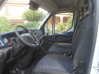 Iveco Daily 35s16 furgone maxi volume Bianco usata San Michele Salentino