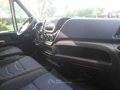 Iveco Daily 35s16 furgone maxi volume Bianco usata San Michele Salentino