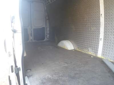Iveco Daily 35s16 furgone maxi volume Bianco usata San Michele Salentino
