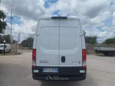 Iveco Daily 35c16 furgone medio alto Bianco usata San Michele Salentino