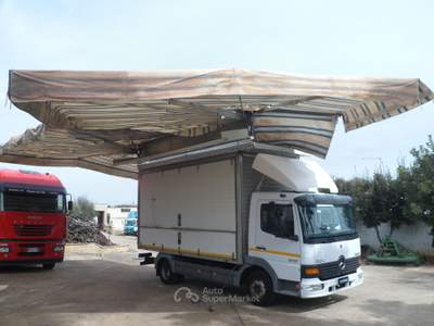 Mercedes-Benz Atego 75-817 furgonatura negozio Bianco usata San Michele Salentino