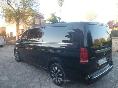 Mercedes-Benz Classe V V 220 d Automatic Premium Extralong Nero usata San Michele Salentino