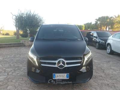 Mercedes-Benz Classe V V 220 d Automatic Premium Extralong Nero usata San Michele Salentino