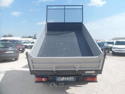 Nissan Cabstar ribaltabile trilaterale Bianco usata San Michele Salentino
