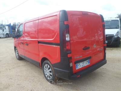 Opel Vivaro furgone doppia porta Rosso usata San Michele Salentino