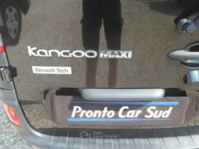 Renault Kangoo maxi 5 posti autovettura Nero usata San Michele Salentino