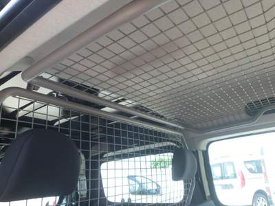 Renault Kangoo maxi 5 posti autovettura Nero usata San Michele Salentino