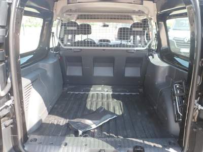 Renault Kangoo maxi 5 posti autovettura Nero usata San Michele Salentino