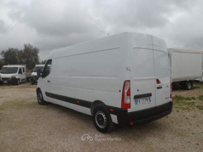 Renault Master furgone lungo Bianco usata San Michele Salentino