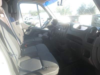 Renault Master medio alto frigo coibentato Bianco usata San Michele Salentino