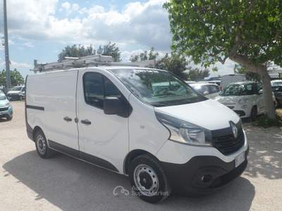 Renault Trafic furgone attrezzato Bianco usata San Michele Salentino