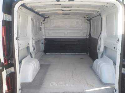 Renault Trafic furgone Bianco usata San Michele Salentino