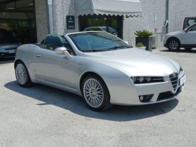 Alfa Romeo Spider Spider 2.2 jts 185cv fatture per 5000 euro Argento usata Osimo