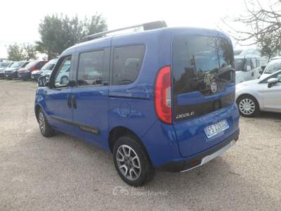Fiat Doblò Doblo trekking 7 posti autovettura Blu/Azzurro usata San Michele Salentino