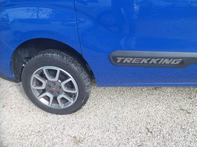 Fiat Doblò Doblo trekking 7 posti autovettura Blu/Azzurro usata San Michele Salentino