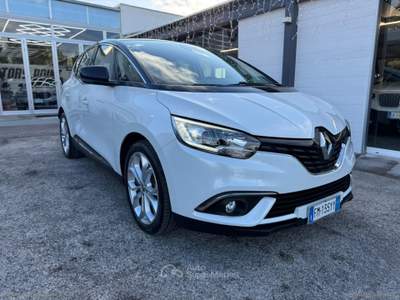 Renault Scénic Scénic dCi 8V 110 CV EDC Energy Bose Bianco usata Mesagne