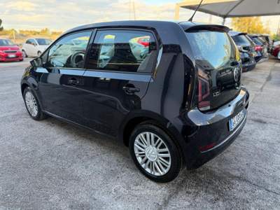 Volkswagen up! 1.0 5p. EVO sport up! BMT Nero usata Mesagne