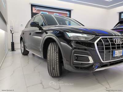 Audi Q5 Q5 40 TDI 204CV QUATTRO S TRONIC SPORT Nero usata Cerignola