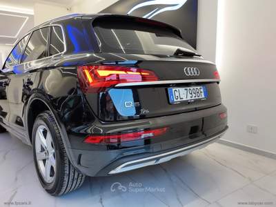 Audi Q5 Q5 40 TDI 204CV QUATTRO S TRONIC SPORT Nero usata Cerignola