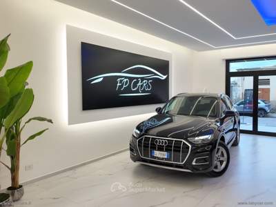 Audi Q5 Q5 40 TDI 204CV QUATTRO S TRONIC SPORT Nero usata Cerignola